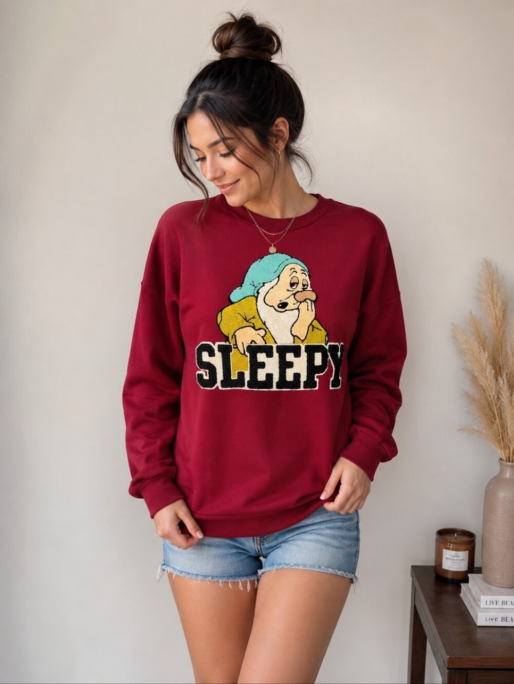 Disney Sleepy Dwarf Embroidered Sweatshirt Character Patch Sweater Snow White